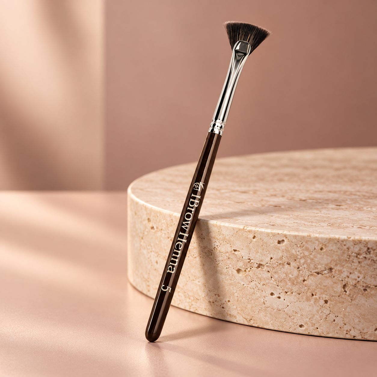 BH Brow Henna No 5 – Solfjäderpensel för Brow Henna