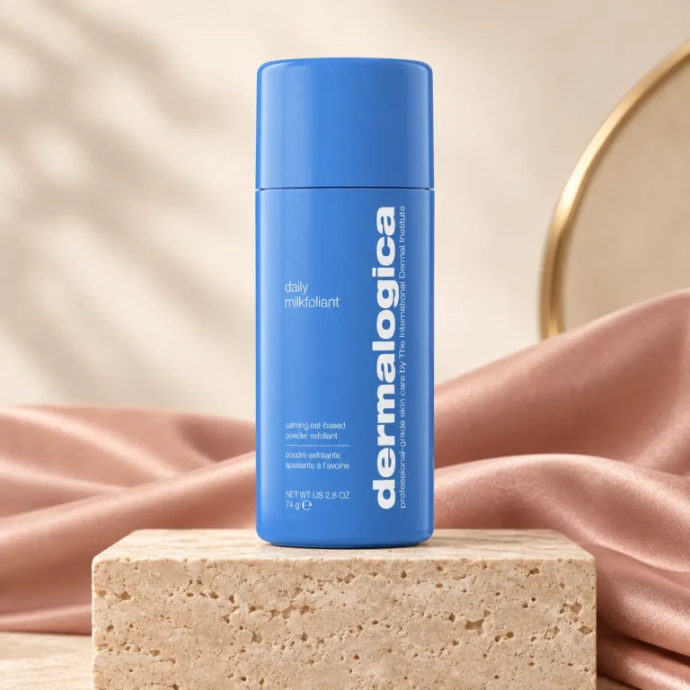 Dermalogica Daily Milkfoliant 74 g i exklusiv beige och puderrosa miljö
