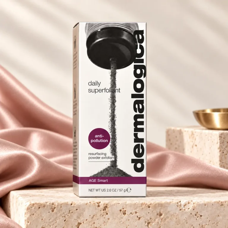 Dermalogica Daily Superfoliant 57 g i exklusiv beige och puderrosa miljö
