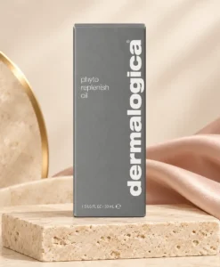 Dermalogica Phyto Replenish Oil 30 ml i exklusiv beige och puderrosa miljö