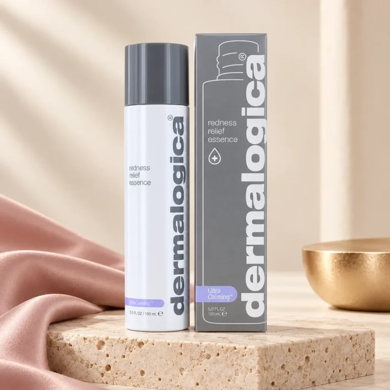 Dermalogica Redness Relief Essence 150 ml i exklusiv beige och puderrosa miljö